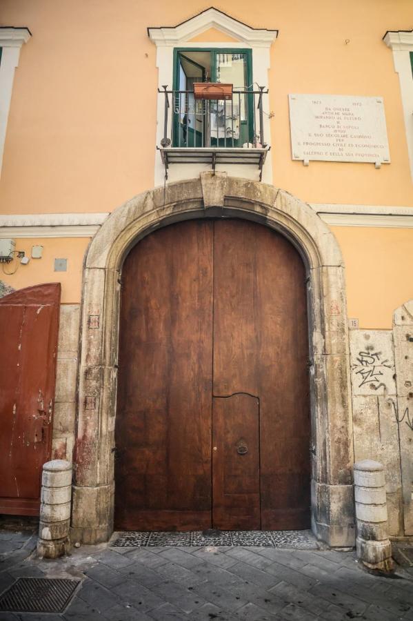 Apartmán Petramare Charming House Salerno Exteriér fotografie